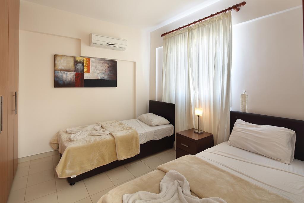 Ferienwohnung Adamou Gardens Paphos Exterior foto